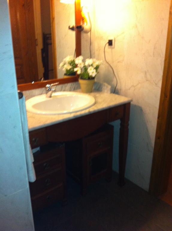 Hotel Villa Romanica Aínsa Zimmer foto